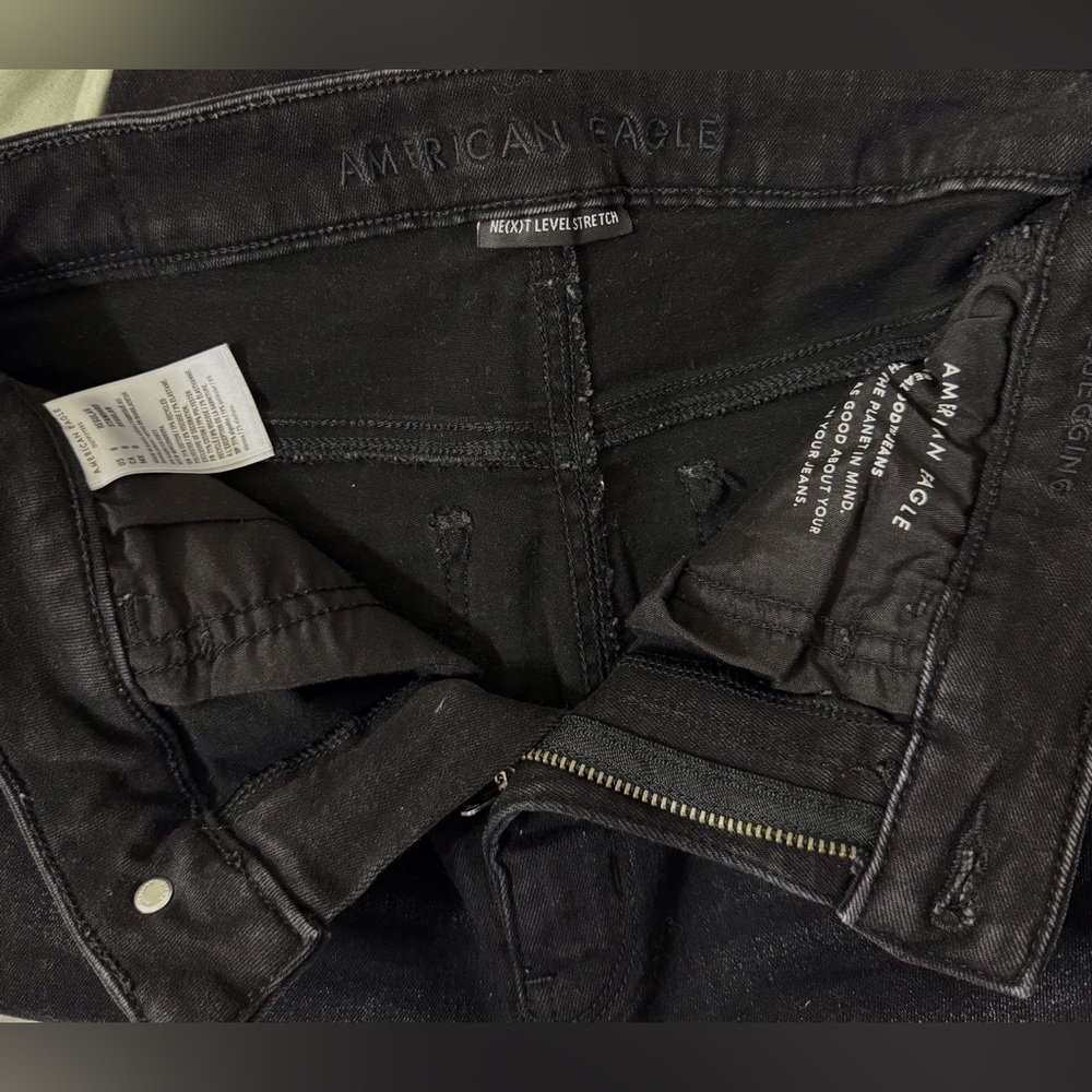 American Eagle Distressed Black Jeggings - Picture 3 of 3